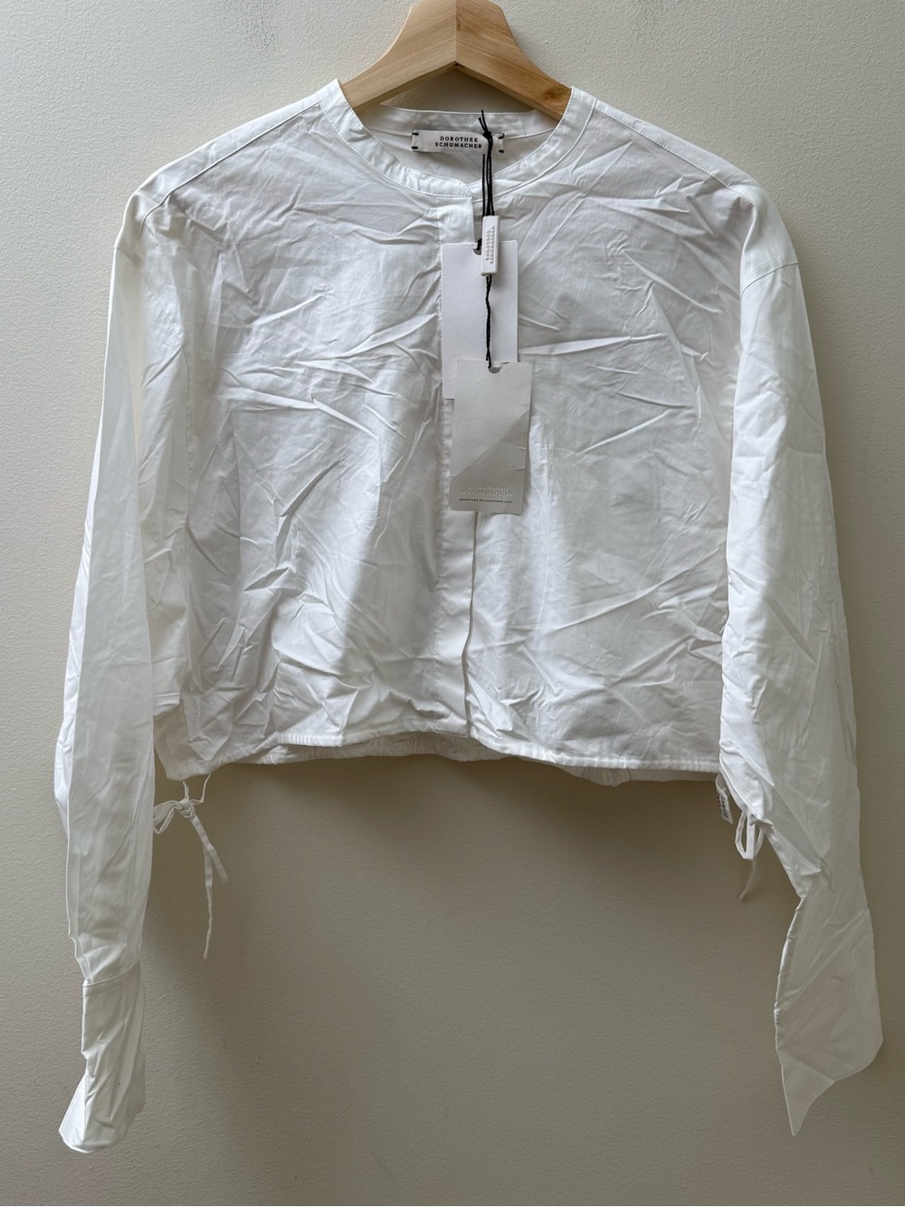 Dorothee Schumacher Cropped Long-Sleeve Button-Down Top in White